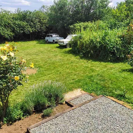Cozy 1 Bed In Near Karnobat Burgas Holiday home